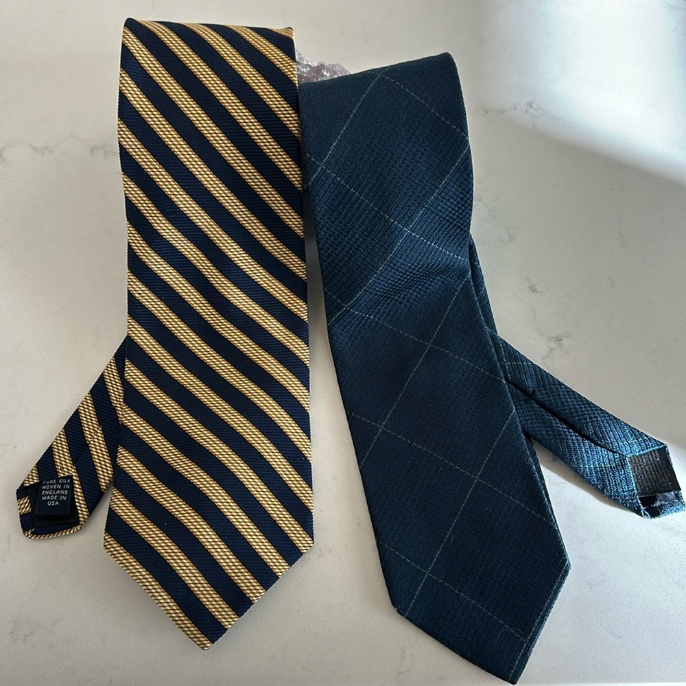 NWOT- Brooks Brothers Bundle of Two Navy Blue and Gold Color Ties.